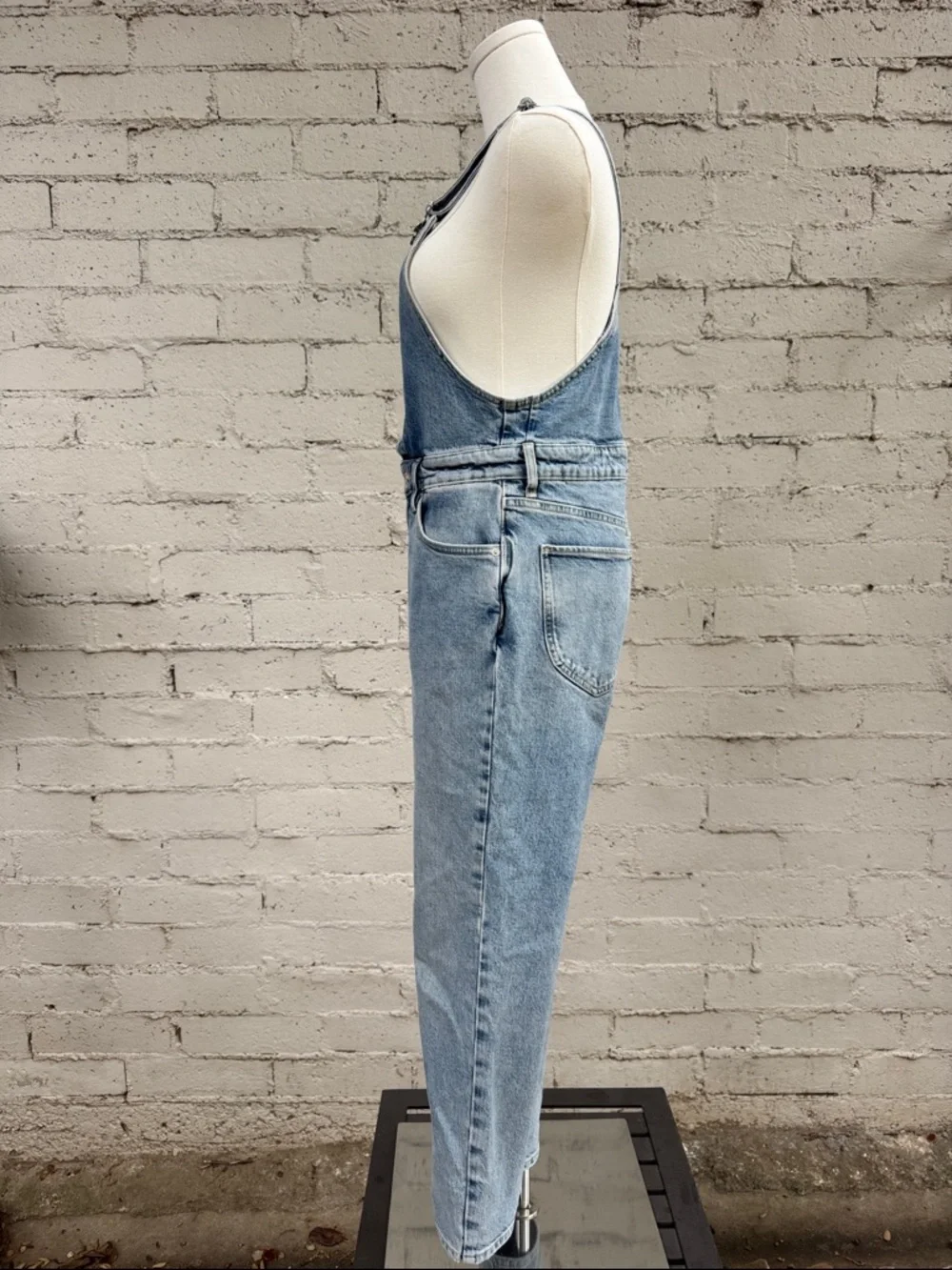 Free People We The Free Shelby Overalls Stone Beach Light Wash Size 27